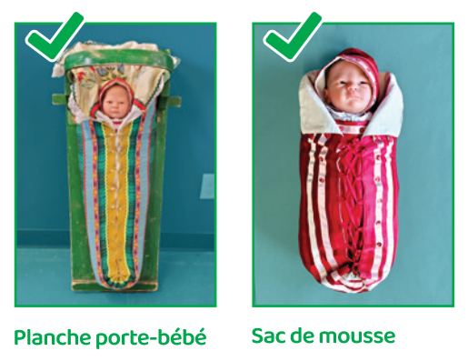 à gauche, un bébé est installé dans un sac coloré sur une planche porte-bébé. À droite, un nourrisson se trouve dans un sac de mousse rouge et blanc. Les deux images ont un crochet vert dans le coin supérieur gauche